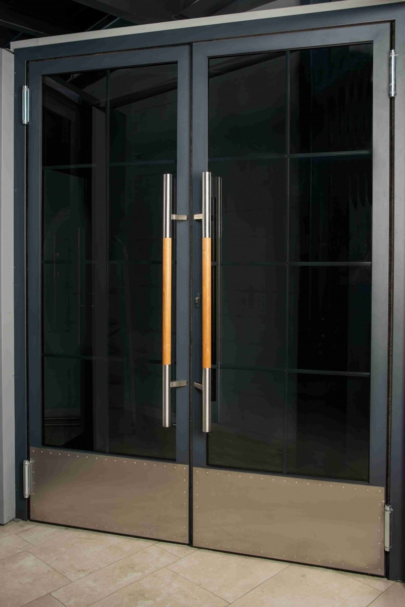 Дверная ручка РН6 со вставкой из дуба